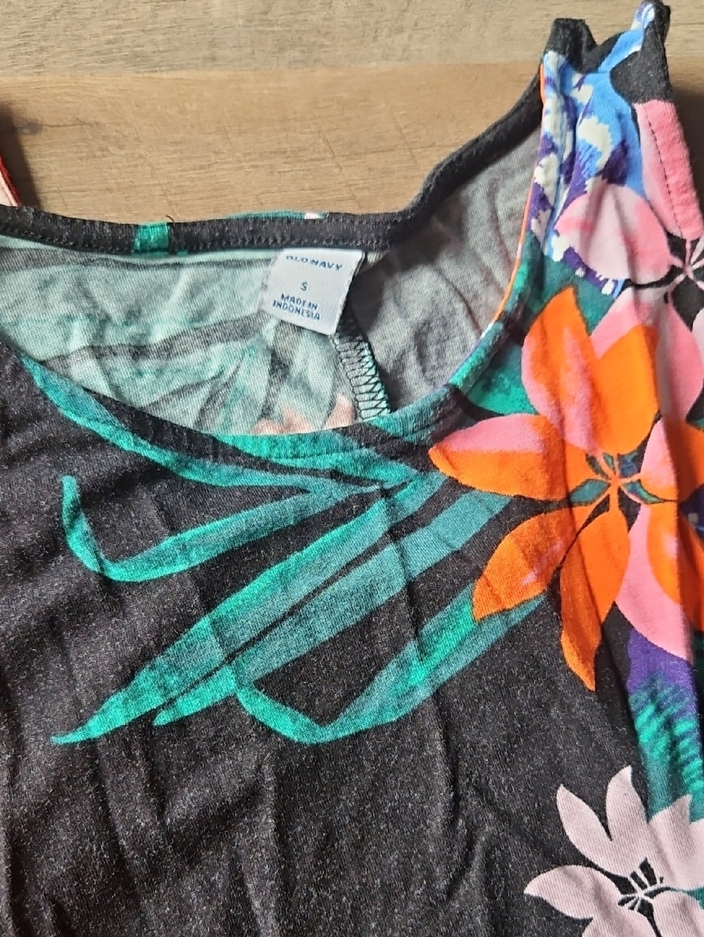 Bundle Of 2 Old Navy Dresses - Picture 3 of 4